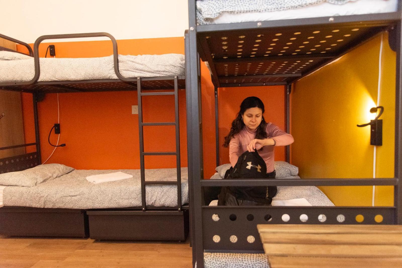 Sunflower Beach Backpacker Hostel & Bar ริมินี ภายนอก รูปภาพ